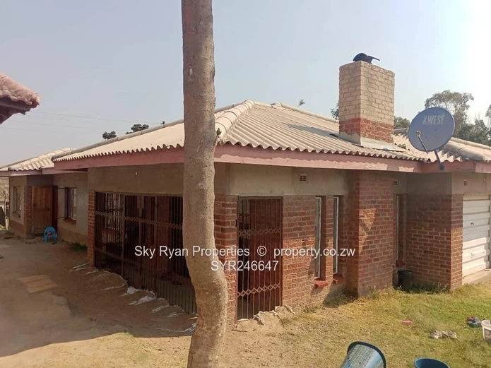 Chitungwiza Unit L Extension House  For Sale