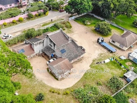 Hatfield House For Sale 