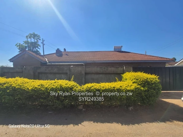 Ashdown Park House For Sale