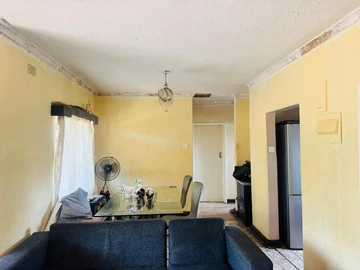 3 Bedroom Flat & Apartment