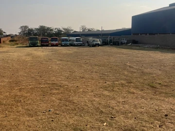 Commercial & Industrial Land