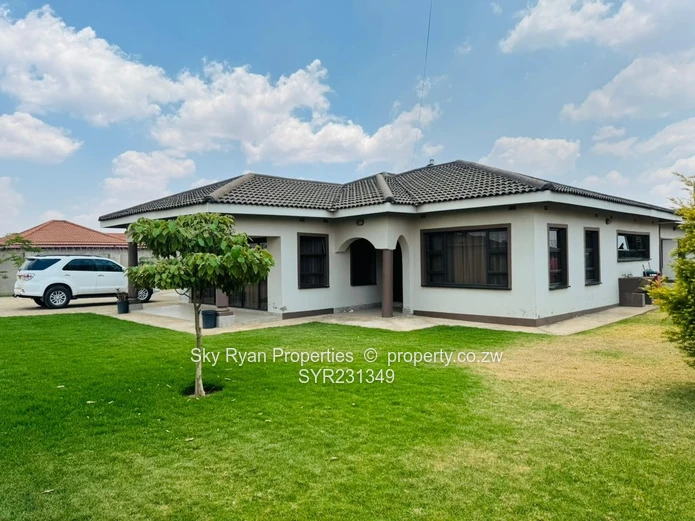 Sandton Phase 1 House For Sale (Sole Mandate)