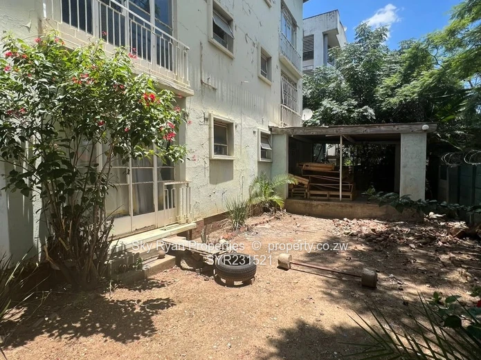 Harare Cbd Block Flat For Sale