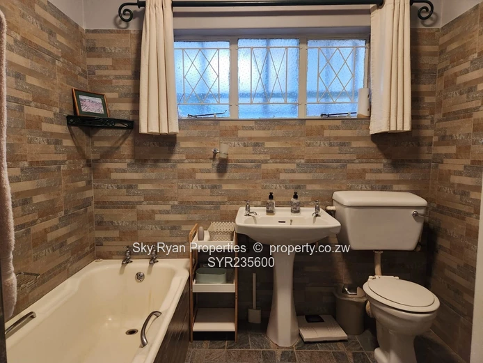 Avondale West House For Sale