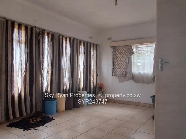 Kuwadzana  3 House For Sale 