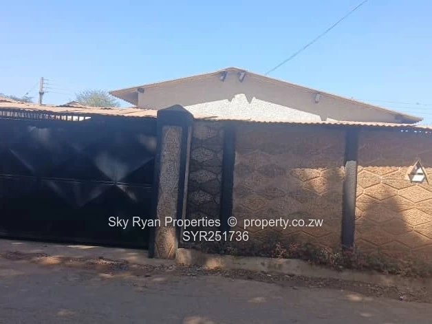 Kuwadzana 1 House For Sale