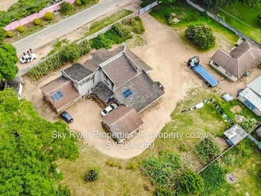 Hatfield House For Sale 