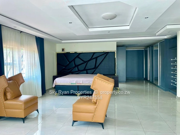 Gletwin House For Sale