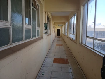 3 Bedroom Flat & Apartment