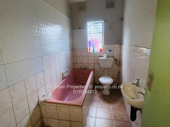 Hatfield House For Sale 