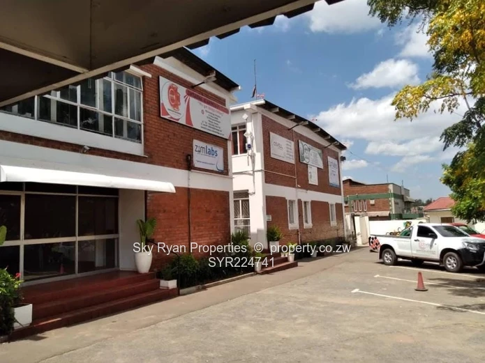 Commercial Warehouse in Msasa for Rent