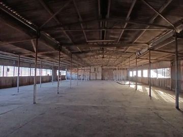 Warehouse & Factory